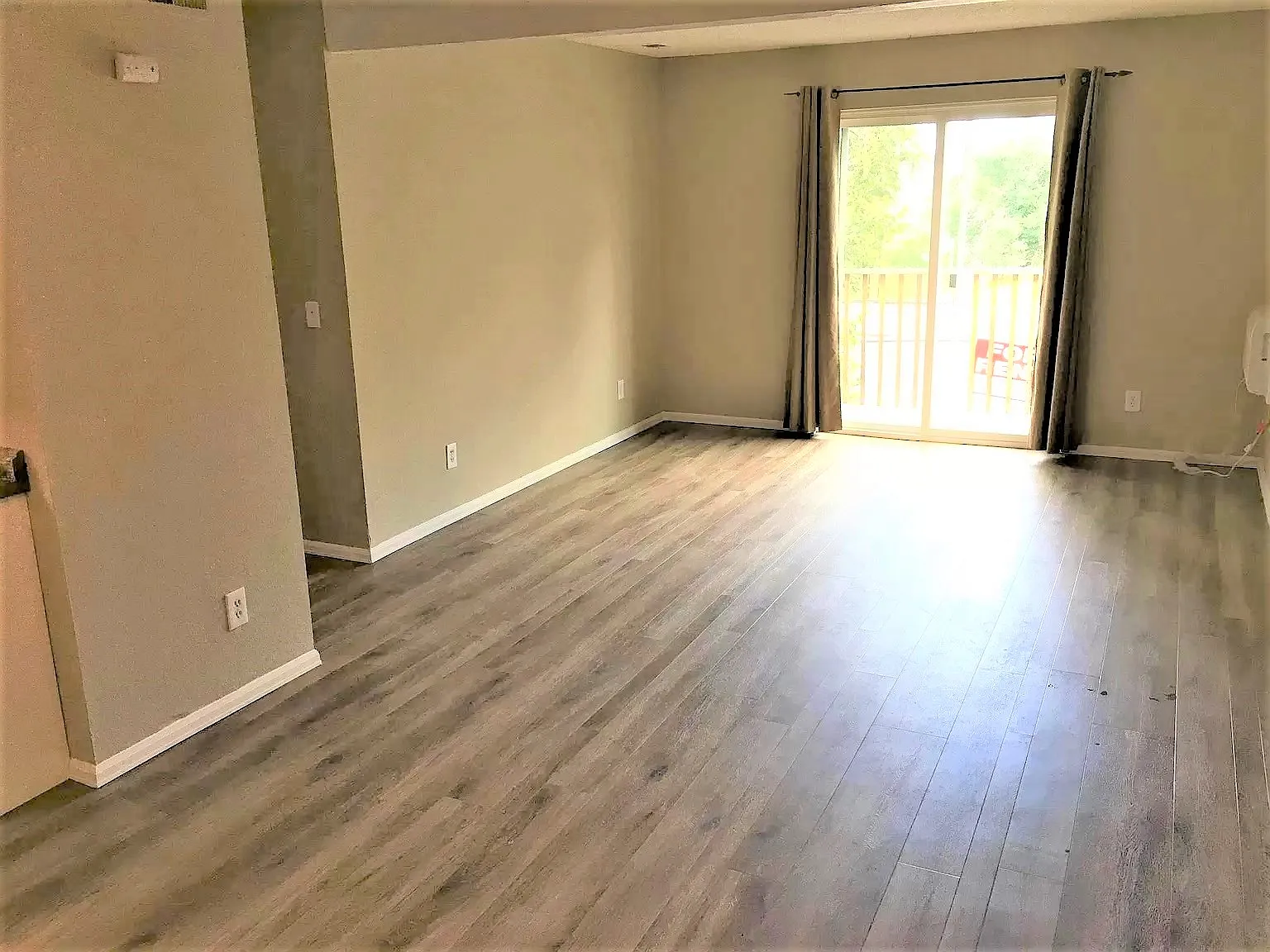 West 10th Avenue, 16359, #V6 - V6 — Photo 3