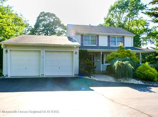 6 Herb Rd, Middletown, NJ 07748
