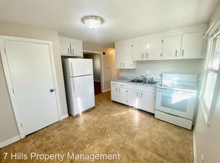 13 Bourne St APT 1, Worcester, MA 01606