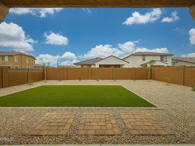 14776 W Smoketree Dr — Photo 24