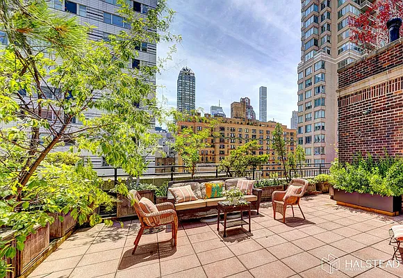 Sold by Halstead Real Estate | media 24