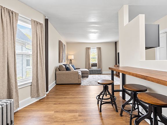 3rd image of 55 Irving St #2