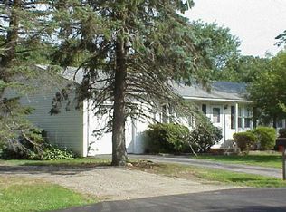 44 Grant Dr, North Kingstown, RI 02852