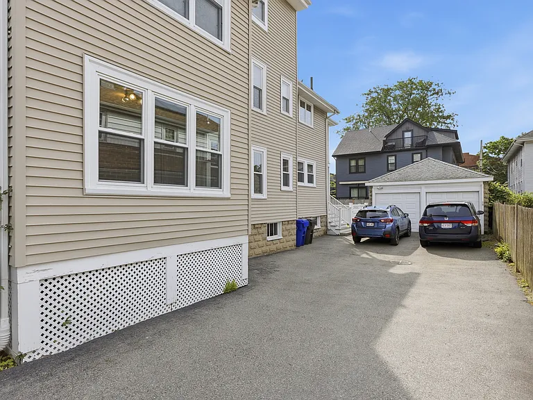 45 Adams St #45 — Photo 19