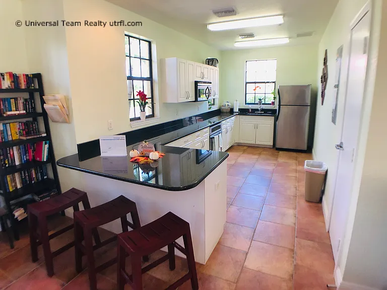 13661 Julias Way #1323 — Photo 24