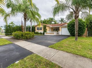 5524 Garfield St, Hollywood, FL 33021