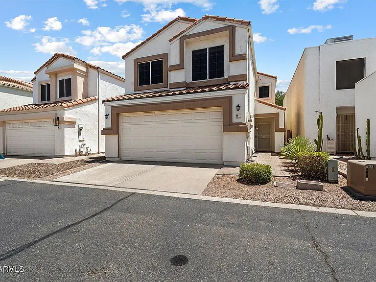 2339 E Evans Dr — Photo 13