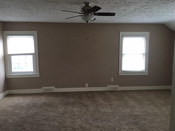 4th image of 3546 S 48th St #22