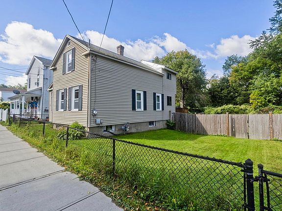 3rd image of 275 Dewey Ave