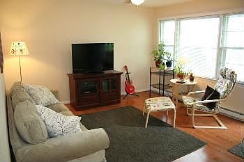 3rd image of 5495 Stafford Dr