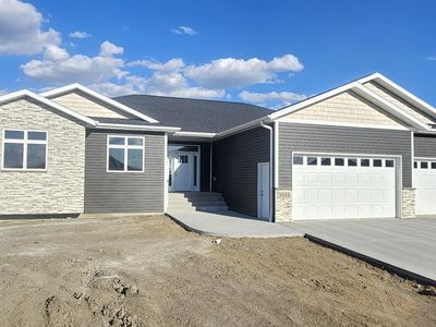 3911 Platinum St, Bismarck, ND, 58503