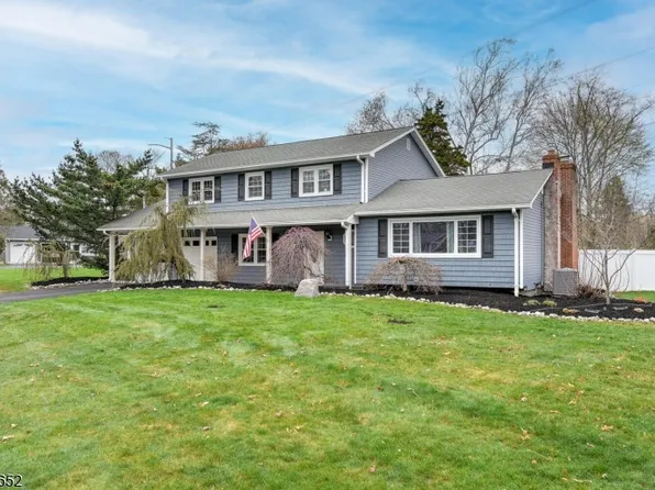 3 Yorktown Rd, Millstone Boro, NJ 08844