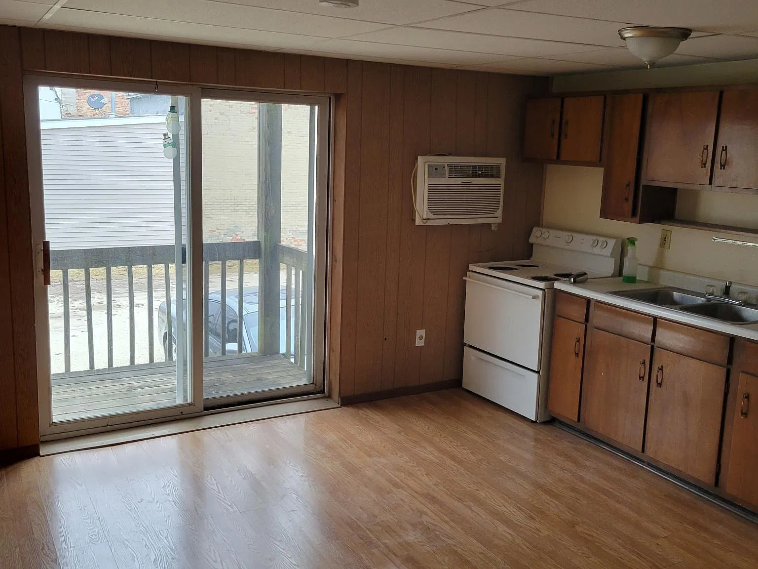 209 Liberty St — Photo 2