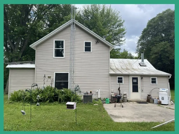 N8600 5th Rd, Westfield, WI 53964