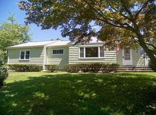 6 Riverford Rd, Brookfield, CT 06804
