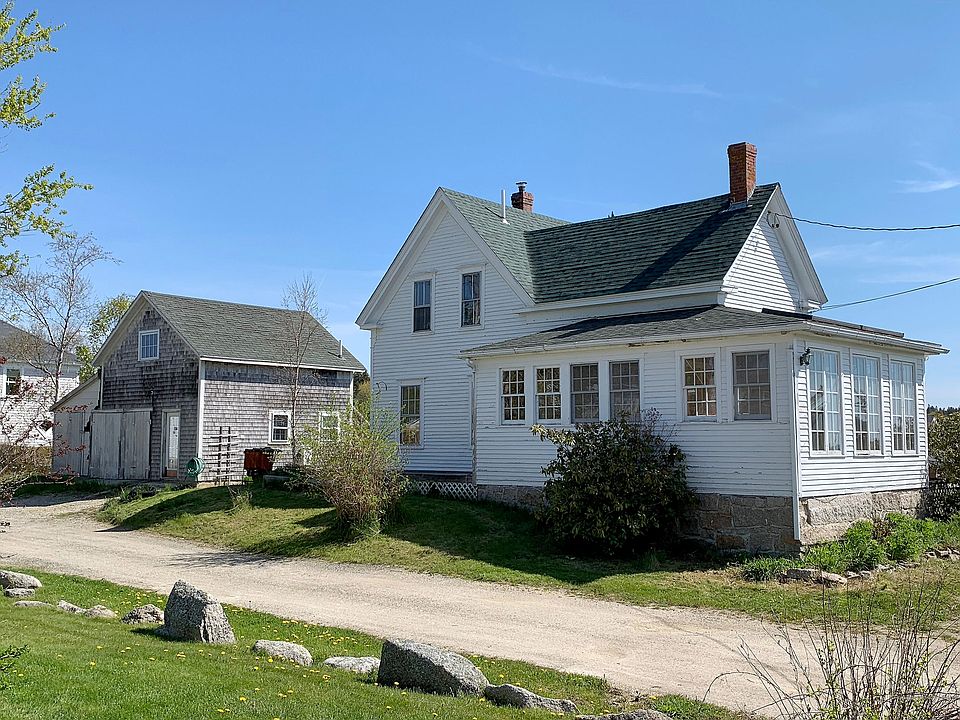 2nd image of 7 Farrell St