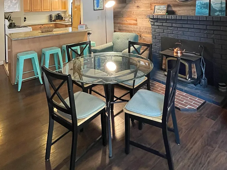 1413 Friant Dr — Photo 18