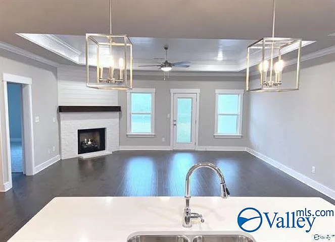 429 Tillane Park Cir — Photo 5