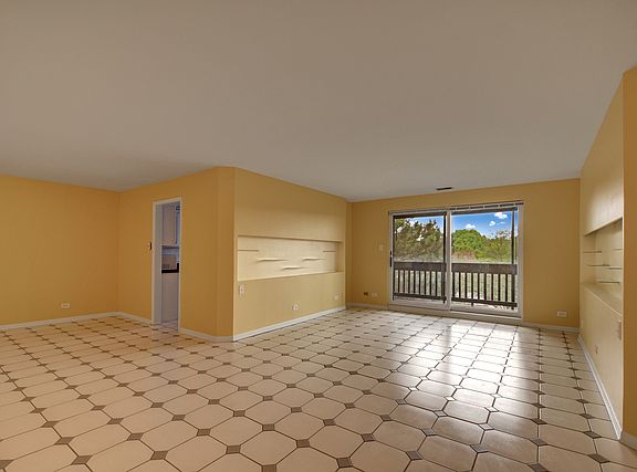 2nd image of 7800 W Foresthill Ln #302B