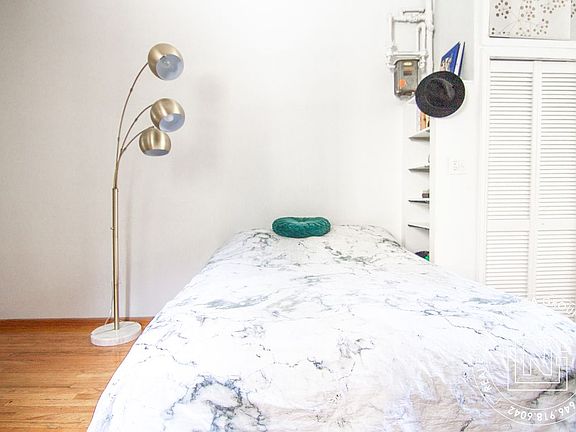 2nd image of 377 Broome St APT 5