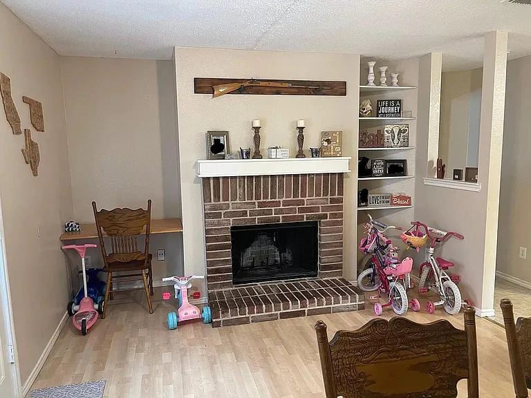 2604 Teal Cove Ln — Photo 9