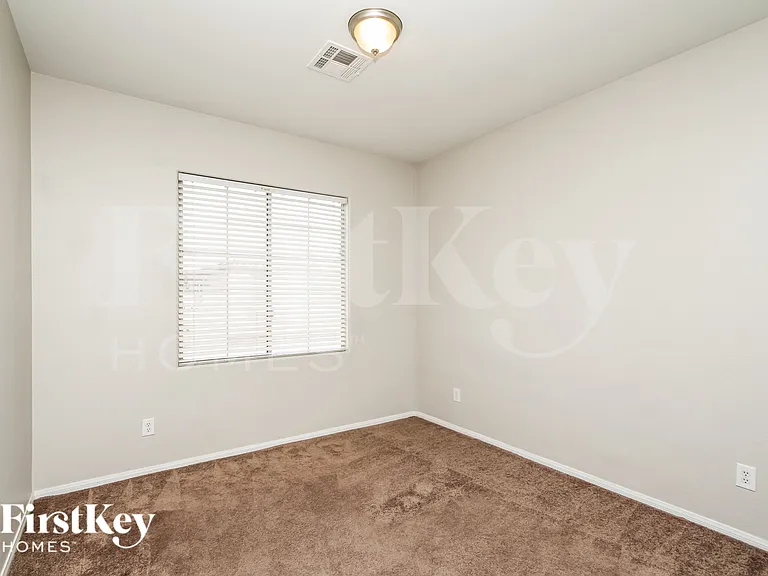 10678 Allegrini Dr — Photo 14