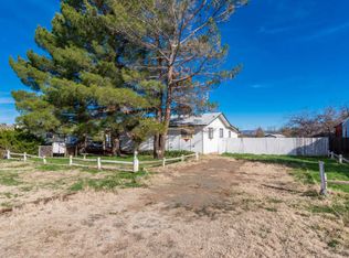 17376 E Meadow Ln, Mayer, AZ 86333