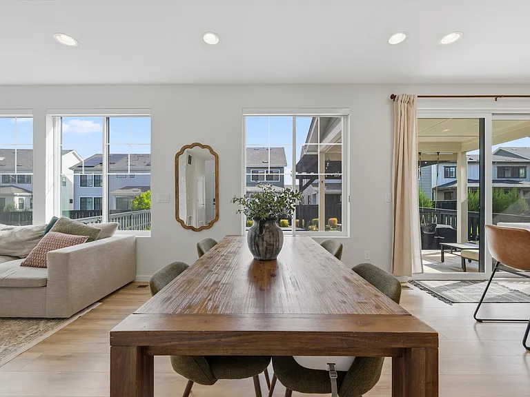 8989 Bellsong Dr — Photo 24