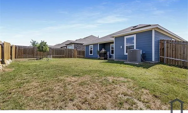 932 American Flyer Blvd — Photo 24