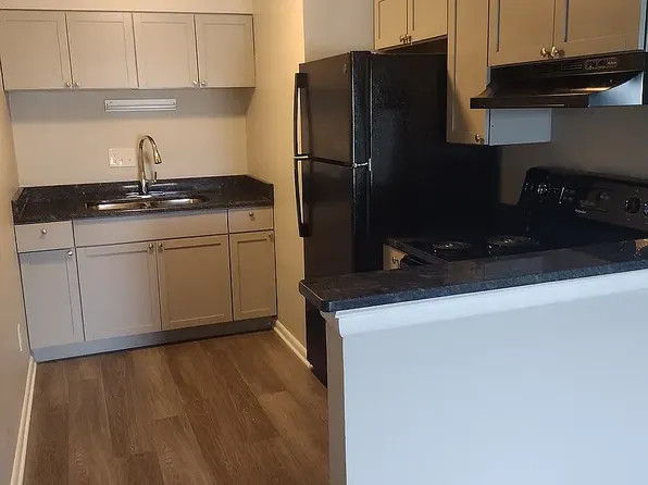 Summit Park Apartments