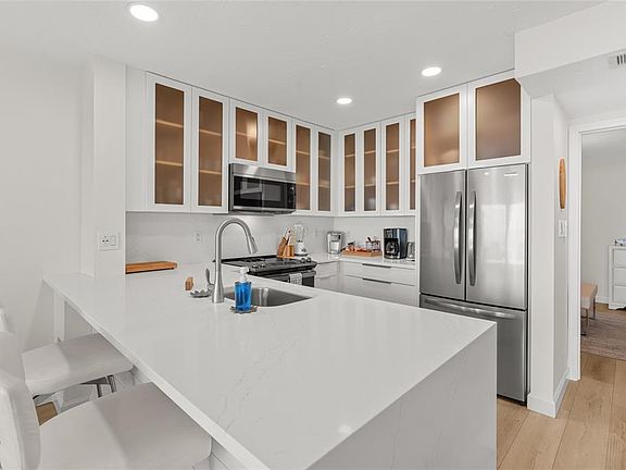 3rd image of 711 Beach Rd APT 408