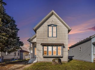 931 2nd St NW, Grand Rapids, MI 49504