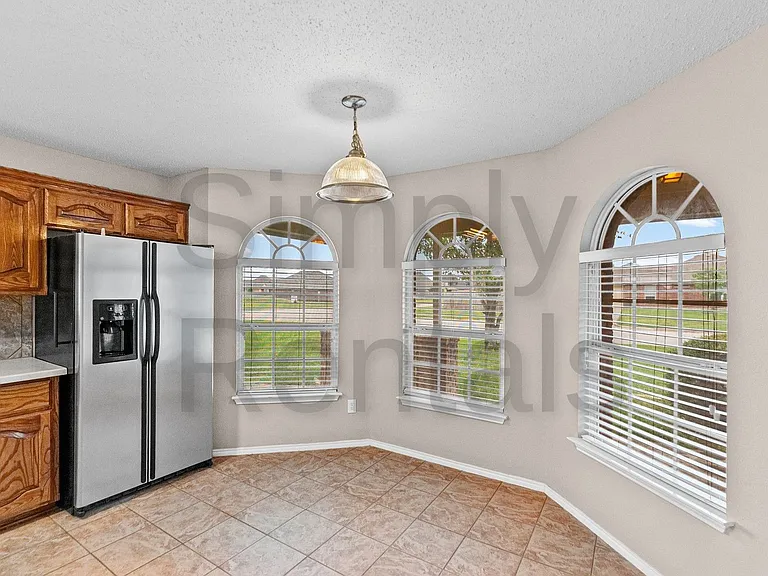 6915 Justin Ln — Photo 9