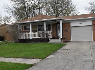 832 Hollywood Dr, Elyria, OH 44035