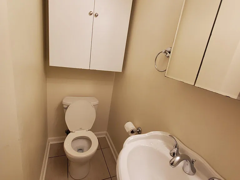 2628 W Thomas St #B — Photo 5