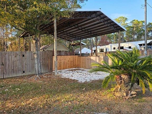 3rd image of 182 Defuniak Loop