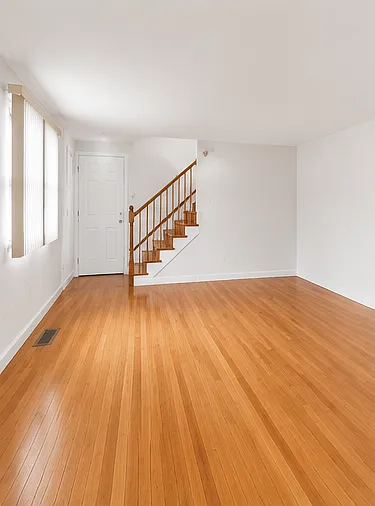 1227 Allen St — Photo 6