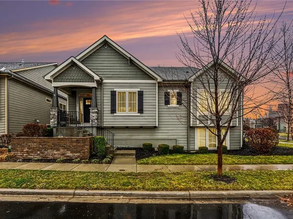 8554 Barstow St, Lenexa, KS 66219