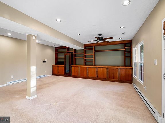 2nd image of 4592 Kingscup Ct