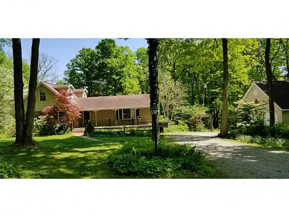 7875 Timberlane Rd photo 1