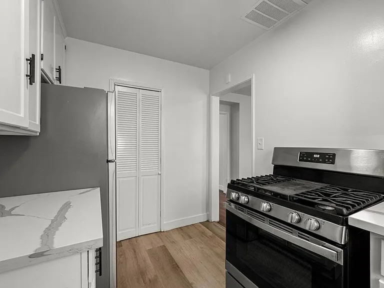 4320 Santa Rosalia Dr #AA — Photo 3