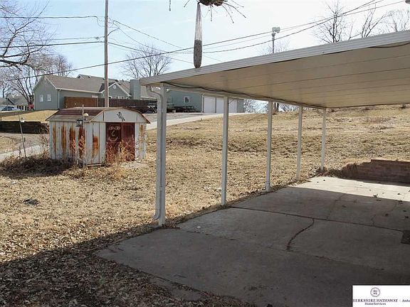 2nd image of 602 Oak St