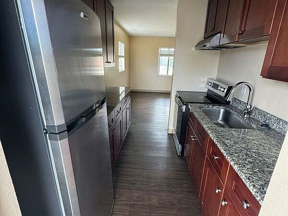 5th image of 3001 Country Ln #14