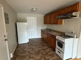 4 Pailet Dr APT 4, North Chelmsford, MA 01863