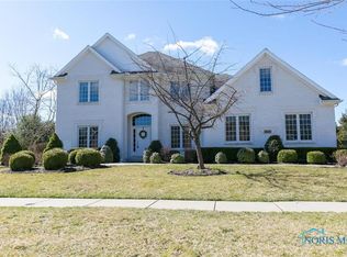 7803 Honeysuckle Ln, Maumee, OH