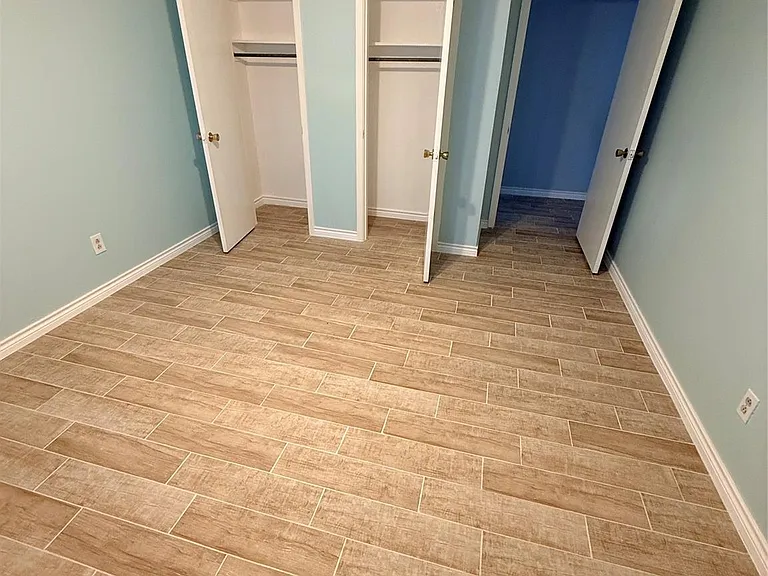 5107 Avenue Q — Photo 23