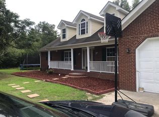 616 W Huggins St, Manning, SC 29102