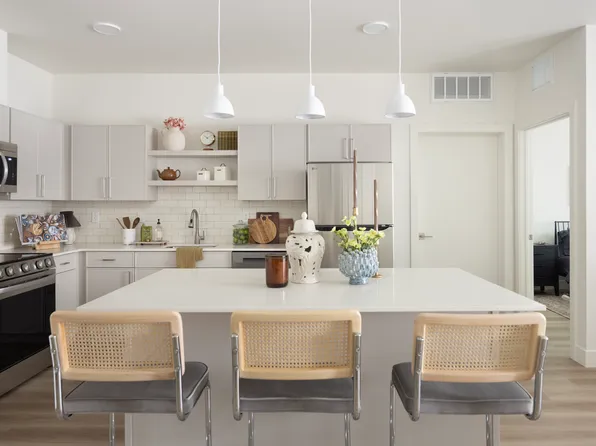 Layton Station, 105 S Main St #B3d9e8b93, Layton, UT 84041