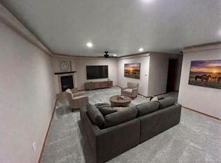 804 N Solar Dr, Sioux Falls, SD 57103