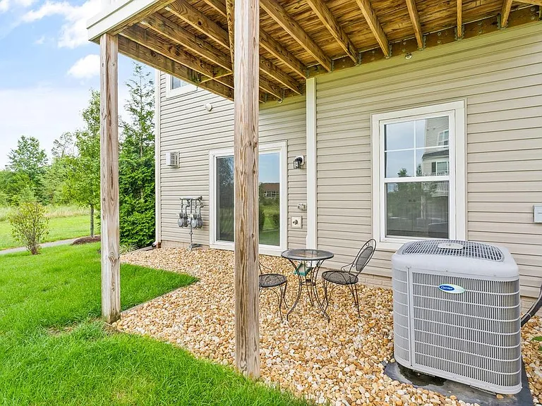 25207 Split Creek Ter — Photo 32